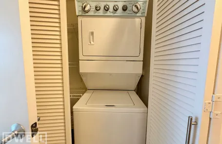 1 Bedroom Old Town Apartment