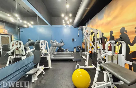 1 Bedroom Edgewater Apartment