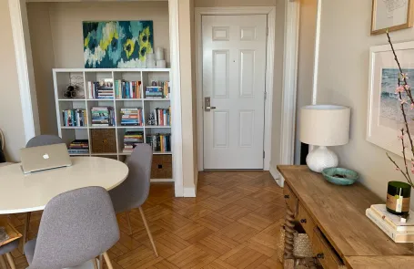 1 Bedroom Lincoln Park Apartment
