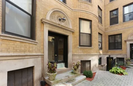 2 Bedroom Gold Coast Apartment