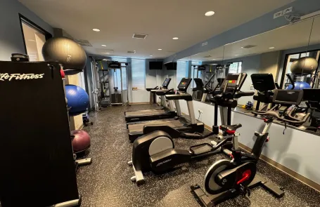 1 Bedroom Rogers Park Apartment