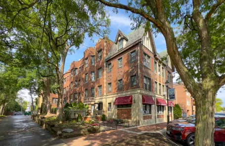 Studio Glencoe Apartment