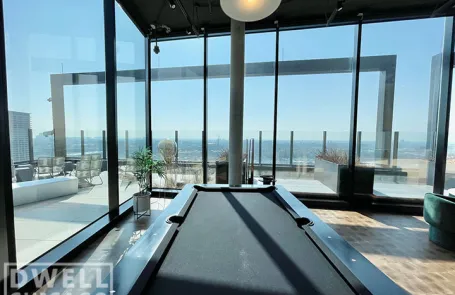 1 Bedroom West Loop Apartment