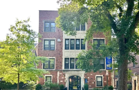 2 Bedroom Evanston Apartment