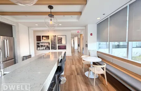 1 Bedroom Old Town Apartment