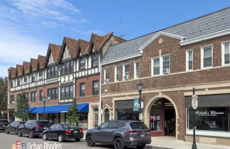 1 Bedroom Winnetka Apartment