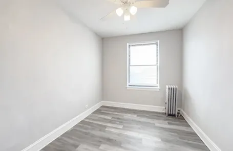 1 Bedroom Ravenswood Apartment