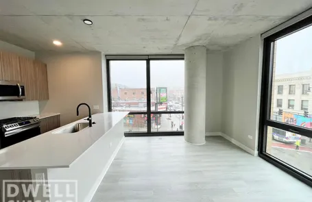 3 Bedroom Uptown Apartment
