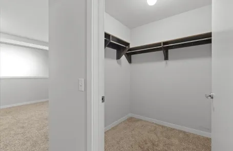 2 Bedroom Ravenswood Apartment