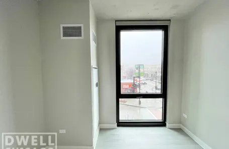 3 Bedroom Uptown Apartment