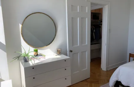 1 Bedroom Lincoln Park Apartment