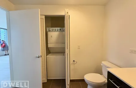 1 Bedroom Old Town Apartment