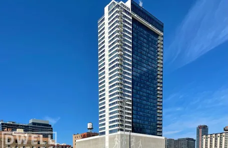 1 Bedroom West Loop Apartment