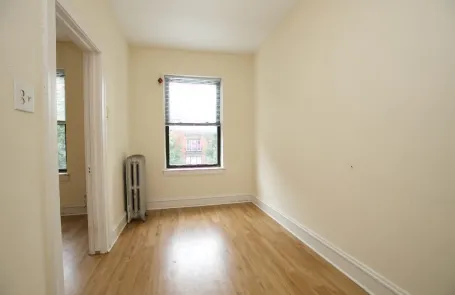 Studio Ravenswood Apartment