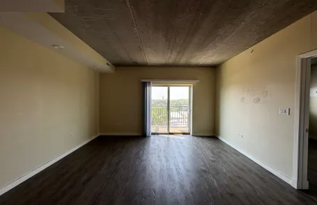 2 Bedroom Rogers Park Apartment