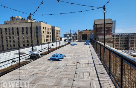 Studio Uptown Apartment