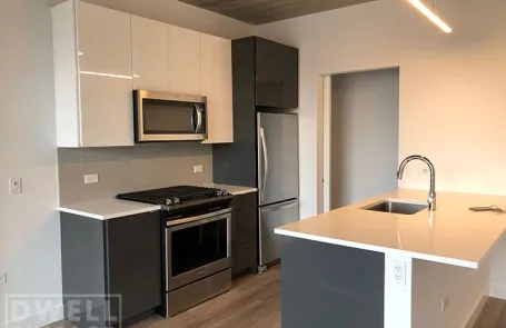 1 Bedroom Lakeview Apartment