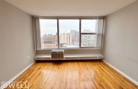 1 Bedroom Edgewater Apartment