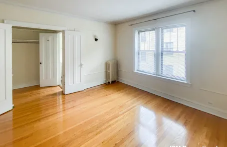 1 Bedroom Ravenswood Apartment