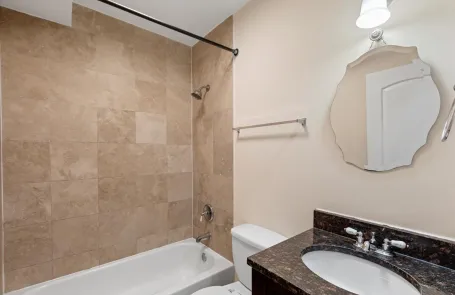 2 Bedroom Irving Park Apartment