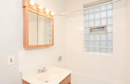 Studio Lakeview Apartment