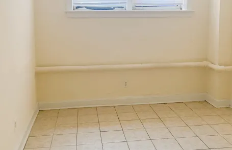 2 Bedroom Ravenswood Apartment