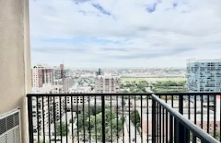 2 Bedroom South Loop Apartment