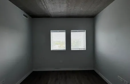 1 Bedroom Rogers Park Apartment