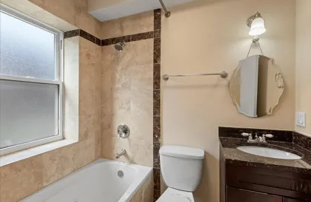 2 Bedroom Irving Park Apartment