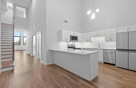 2 Bedroom Ravenswood Apartment