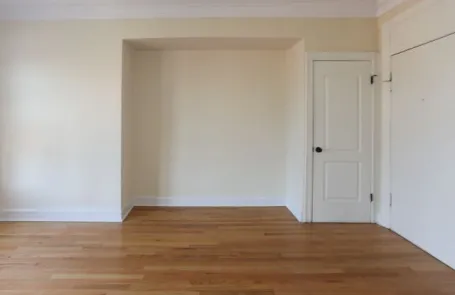 Studio Ravenswood Apartment