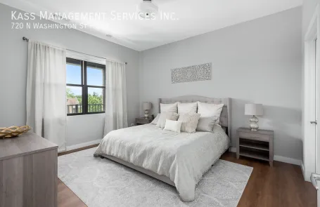 2 Bedroom Naperville Apartment