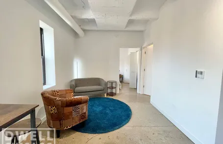 Studio Uptown Apartment
