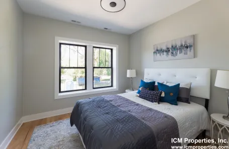 2 Bedroom Logan Square Apartment