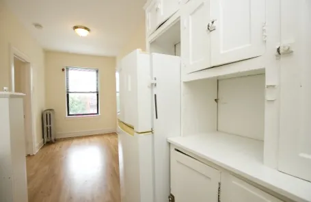 Studio Ravenswood Apartment