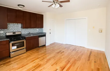 Studio Lakeview Apartment