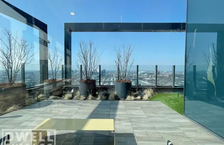 1 Bedroom West Loop Apartment