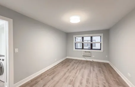 Studio Lakeview Apartment