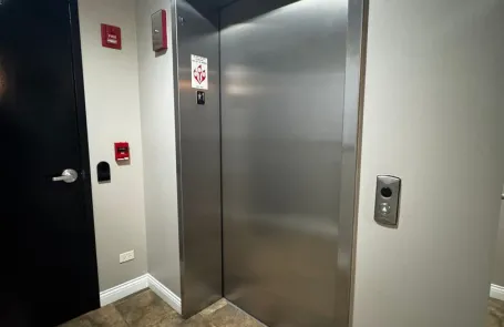 1 Bedroom Rogers Park Apartment