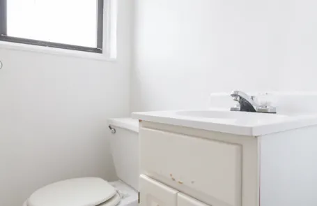 Studio Sheridan Park Apartment