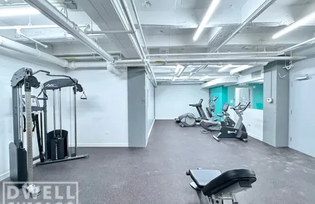 Studio Uptown Apartment