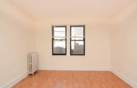Studio Ravenswood Apartment