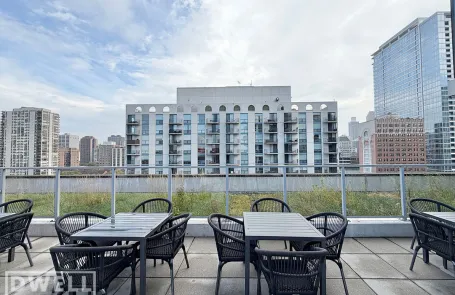 1 Bedroom Old Town Apartment