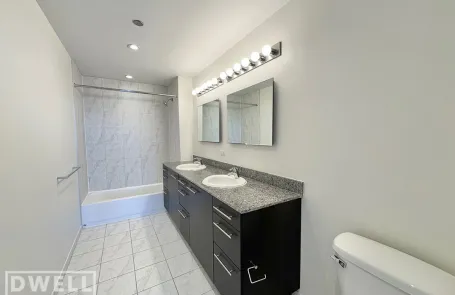 1 Bedroom Lincoln Park Apartment