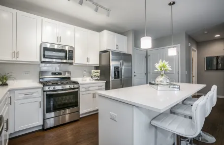 2 Bedroom Naperville Apartment