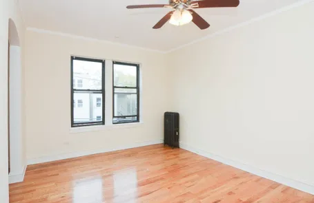 Studio Ravenswood Apartment