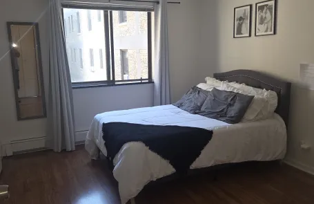 1 Bedroom Lakeview Apartment