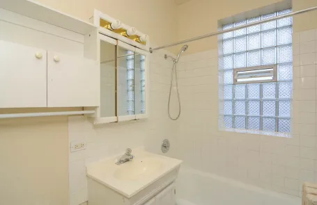 Studio Lakeview Apartment