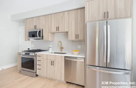 2 Bedroom Logan Square Apartment