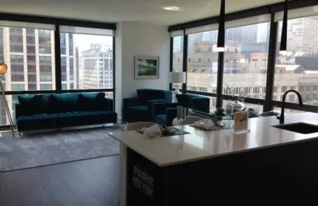 2 Bedroom Chicago Loop Apartment